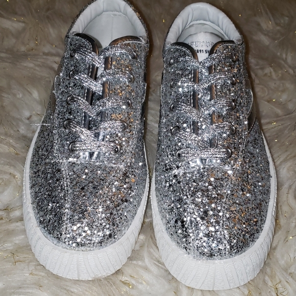 *NEW* SIZE 2 GIRLS - Picture 1 of 3